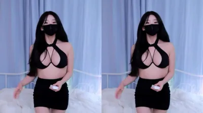 ♔레나（moem9e9）250219