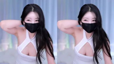 ♔레나（moem9e9）250308