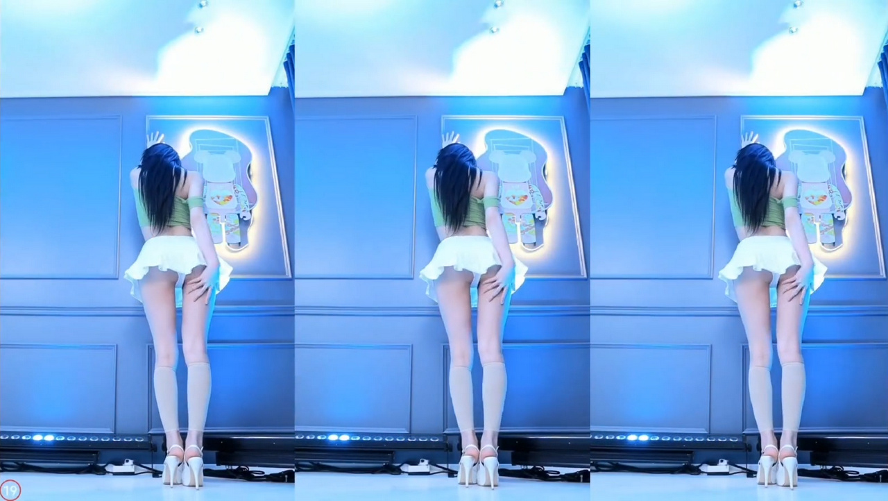 과즙세연（m0m099）밑캠 천장캠 테니스치마 몸매