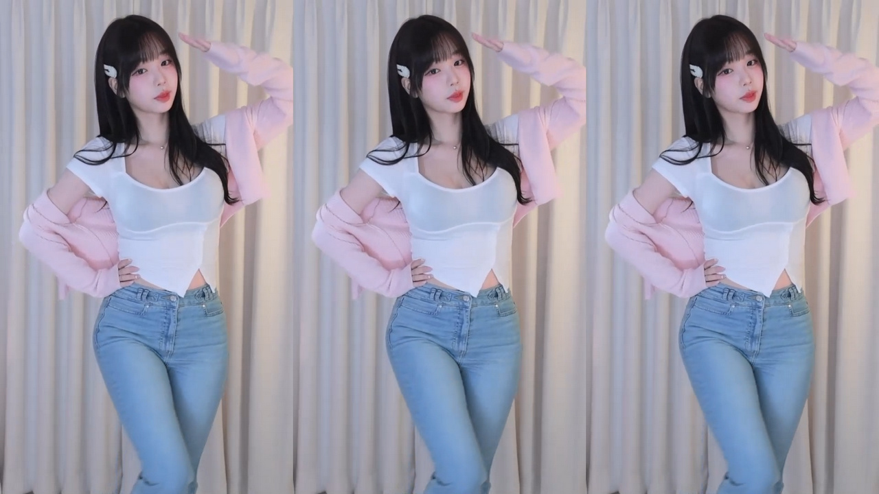 러아♡（smmms2002）청바지 여친룩 물컹거리는 가슴골
