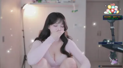 로즈쨈♡（hanny27）250409