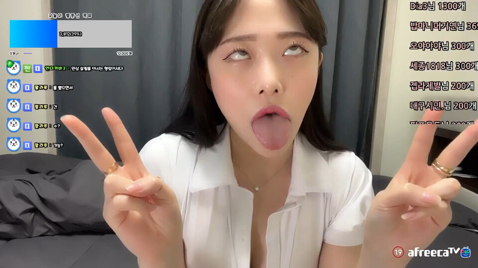 쪼다혜（charming98）하얀 하이레그 의상이 ㄲ리는 제로투