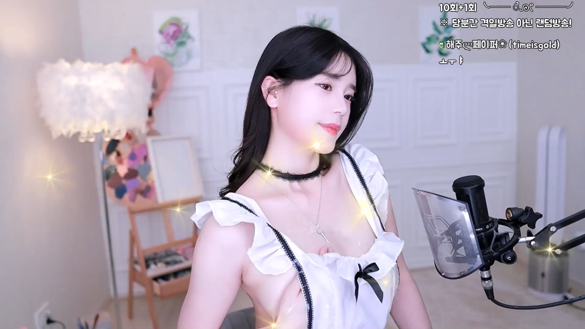 해주（hjhj1004）노브라 노템 앞치마 로션 바르면서 주물럭
