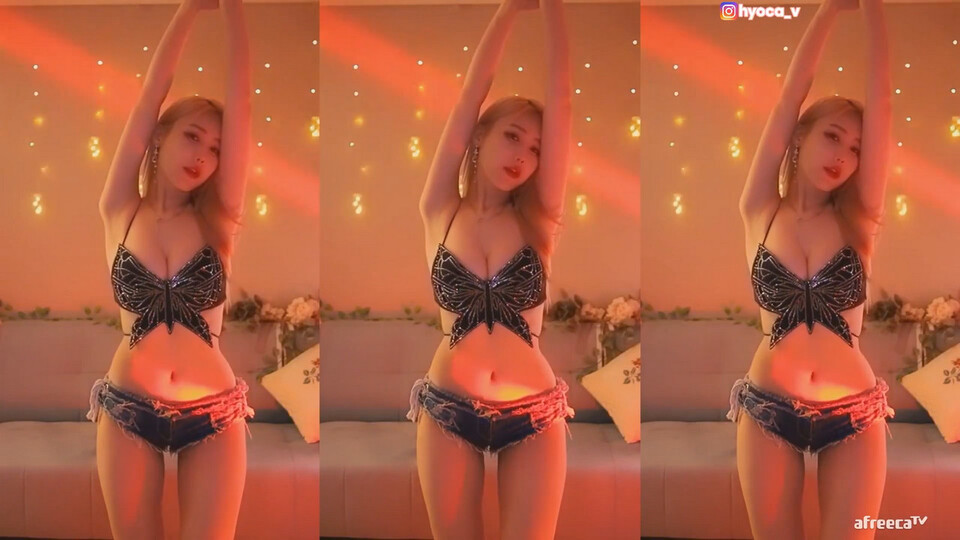 효카♥（purelove2）숙일때 골반 라인이 죽여주네